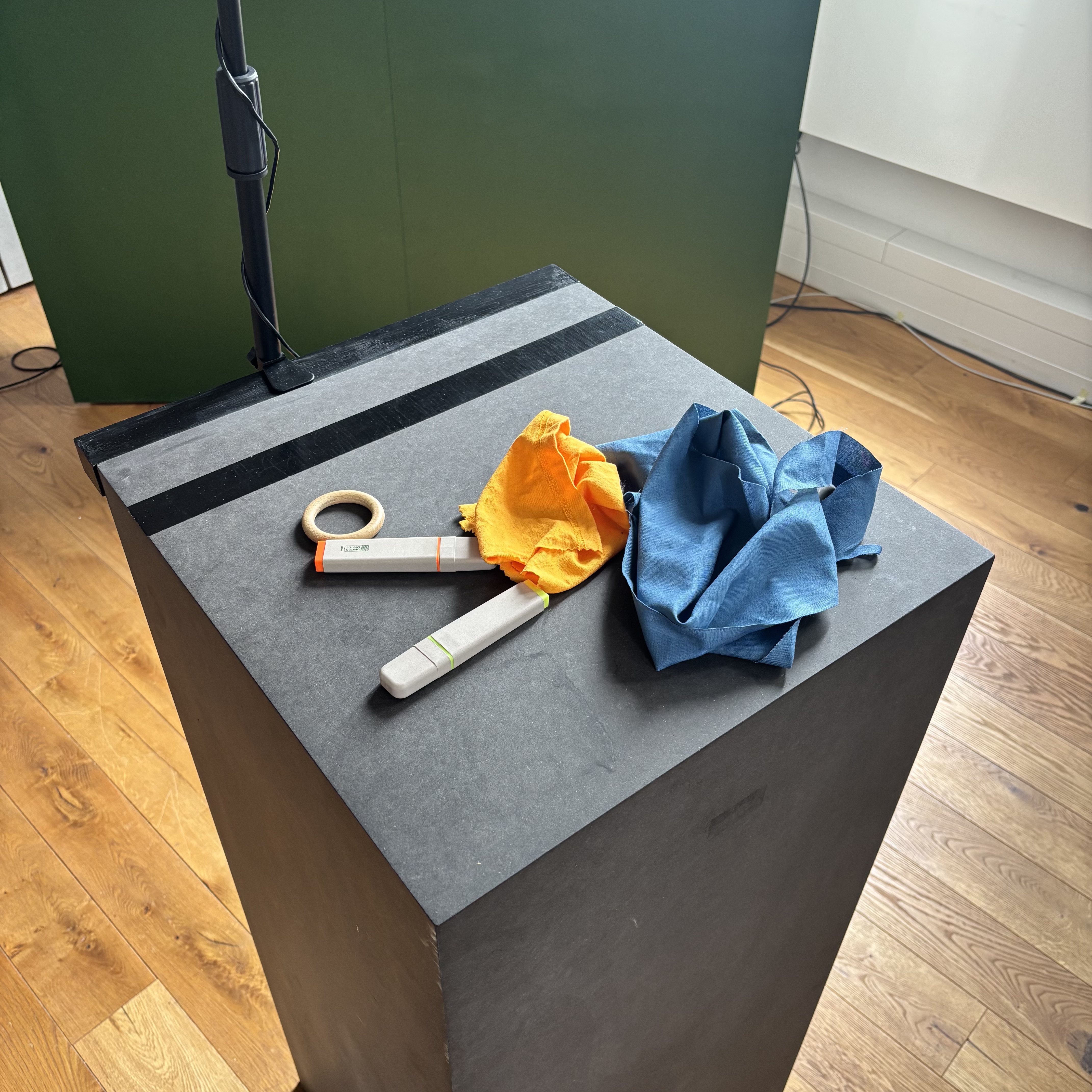 Left Pedestal - Shape the Art